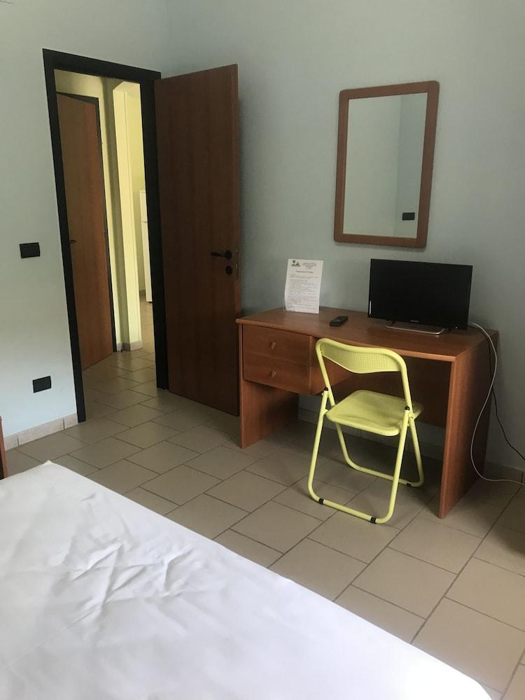 Villaggio Turistico Malibuu Manduria Buitenkant foto