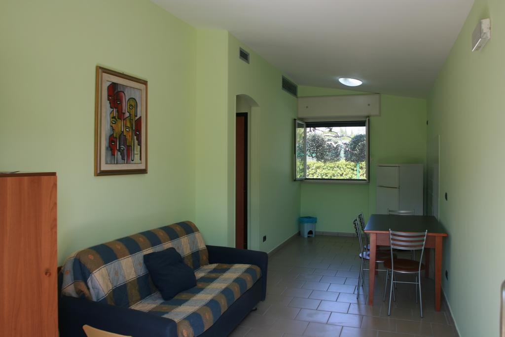 Villaggio Turistico Malibuu Manduria Kamer foto